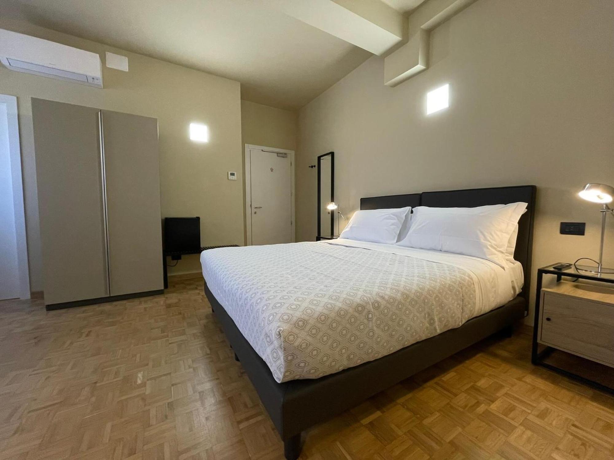 La Galleria Lodge Parma Dış mekan fotoğraf