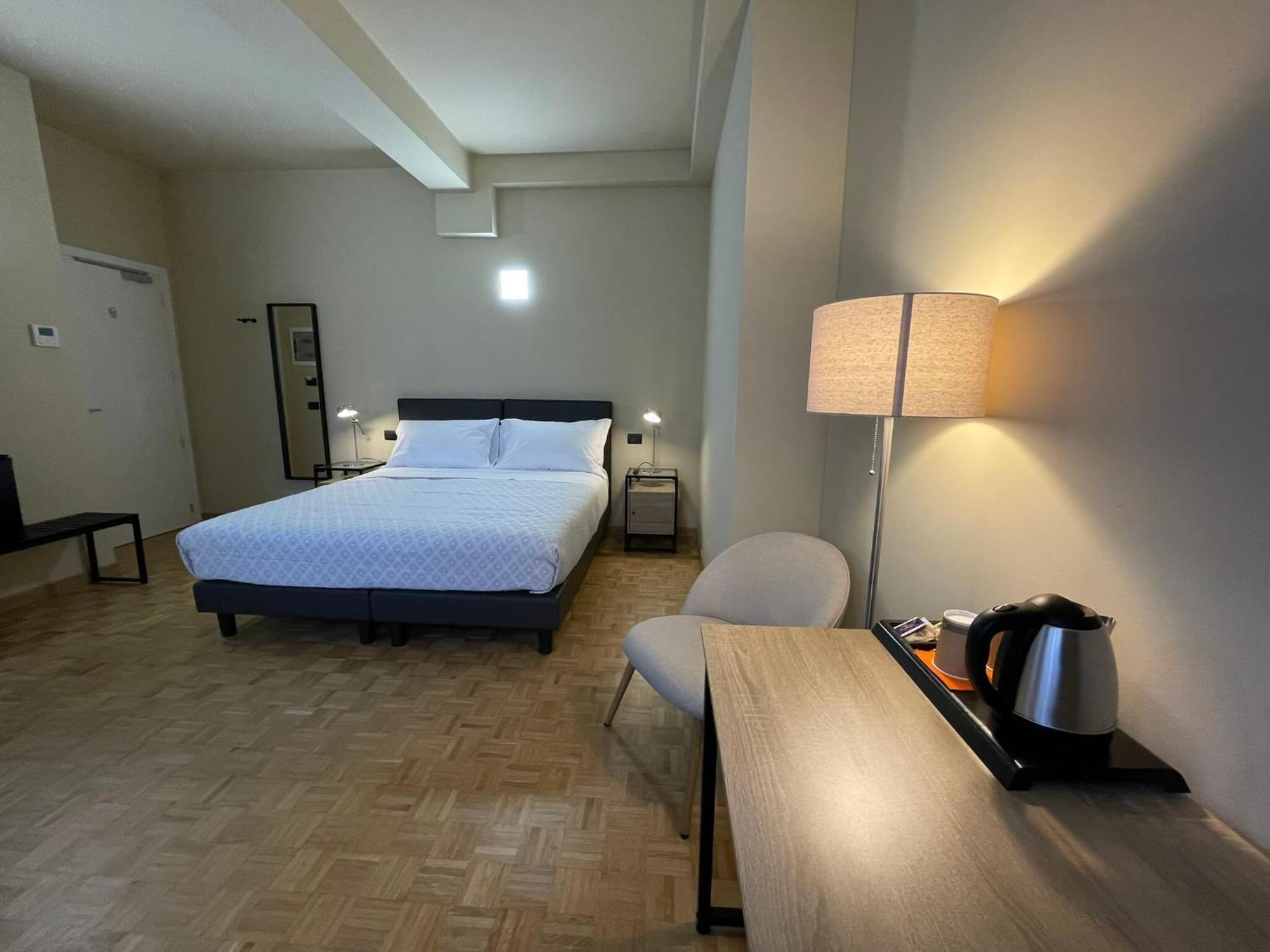 La Galleria Lodge Parma Dış mekan fotoğraf