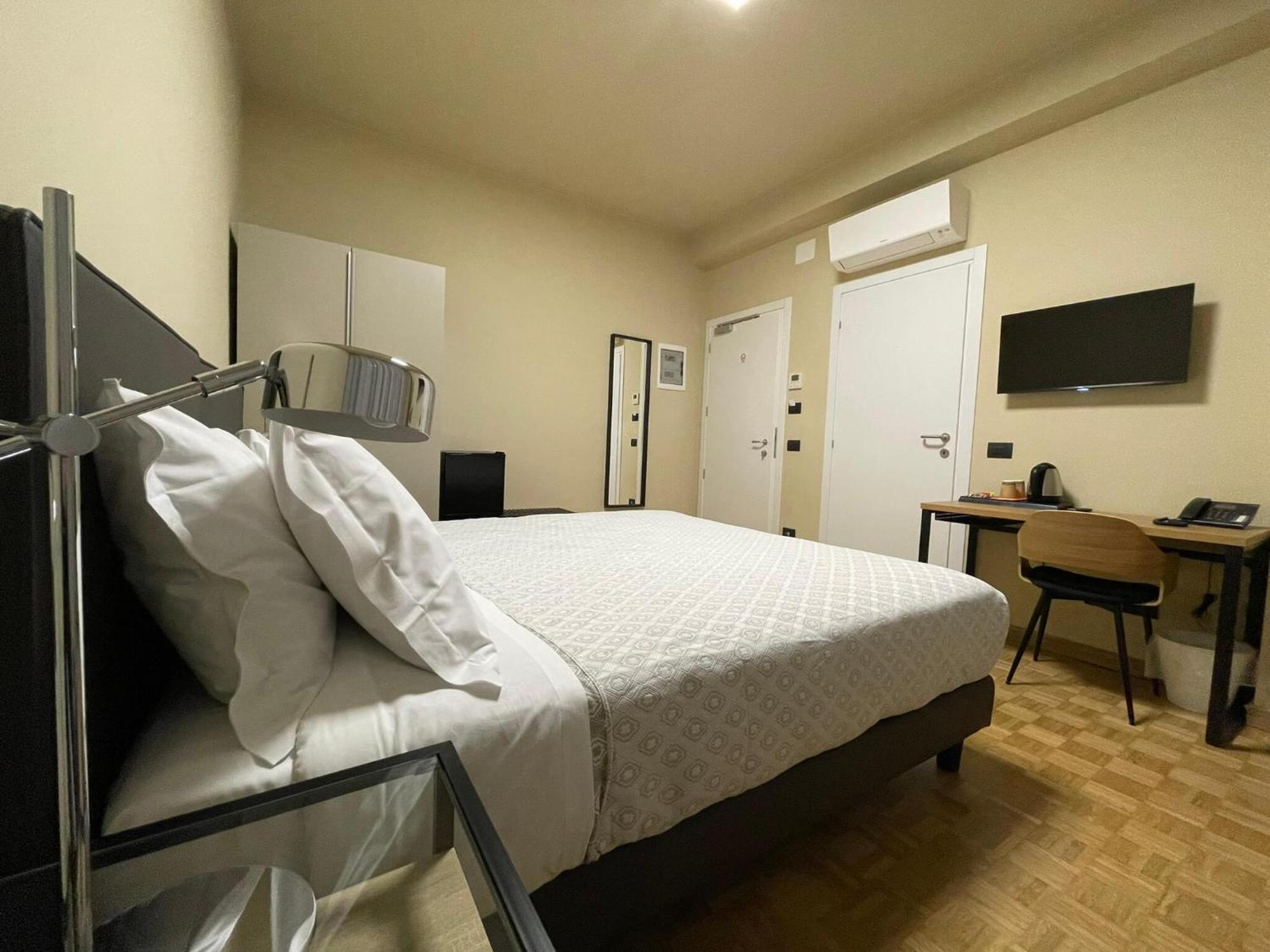 La Galleria Lodge Parma Dış mekan fotoğraf